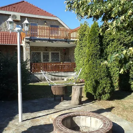 Apartament Kovacs Apartman *